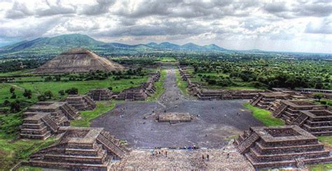 The Rise of Teotihuacan; A Testament to Urban Planning and Mesoamerican Religious Syncretism