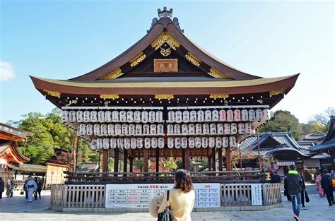 八坂神社 駐車場 - 神々の休憩所か、それとも現代の迷宮か？